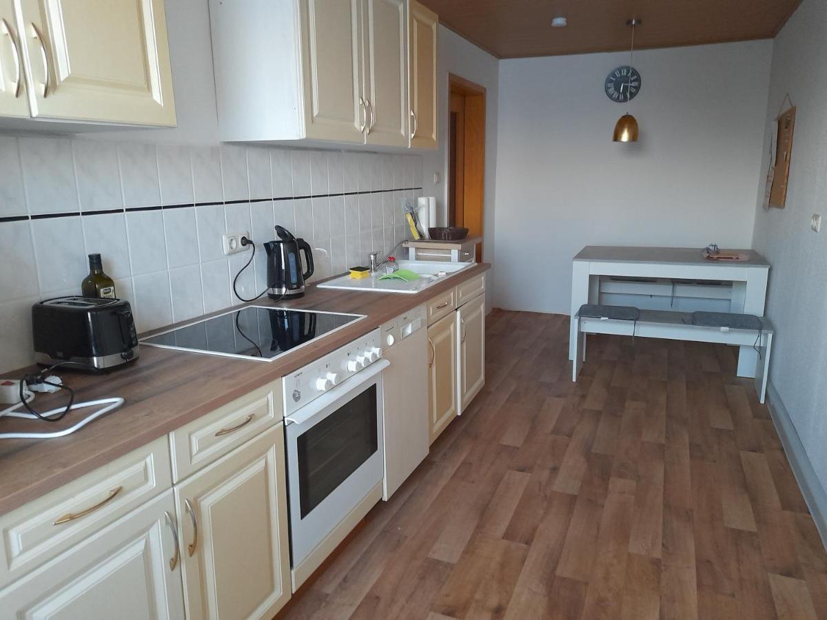 2 Raum Wohnung Im Dg Цвиккау Экстерьер фото